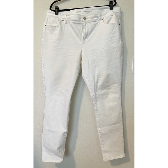 Old Navy White Curvy Profile Jeans 